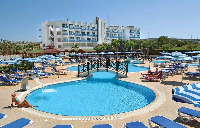 Polycarpia Hotel Pernera Exterior photo